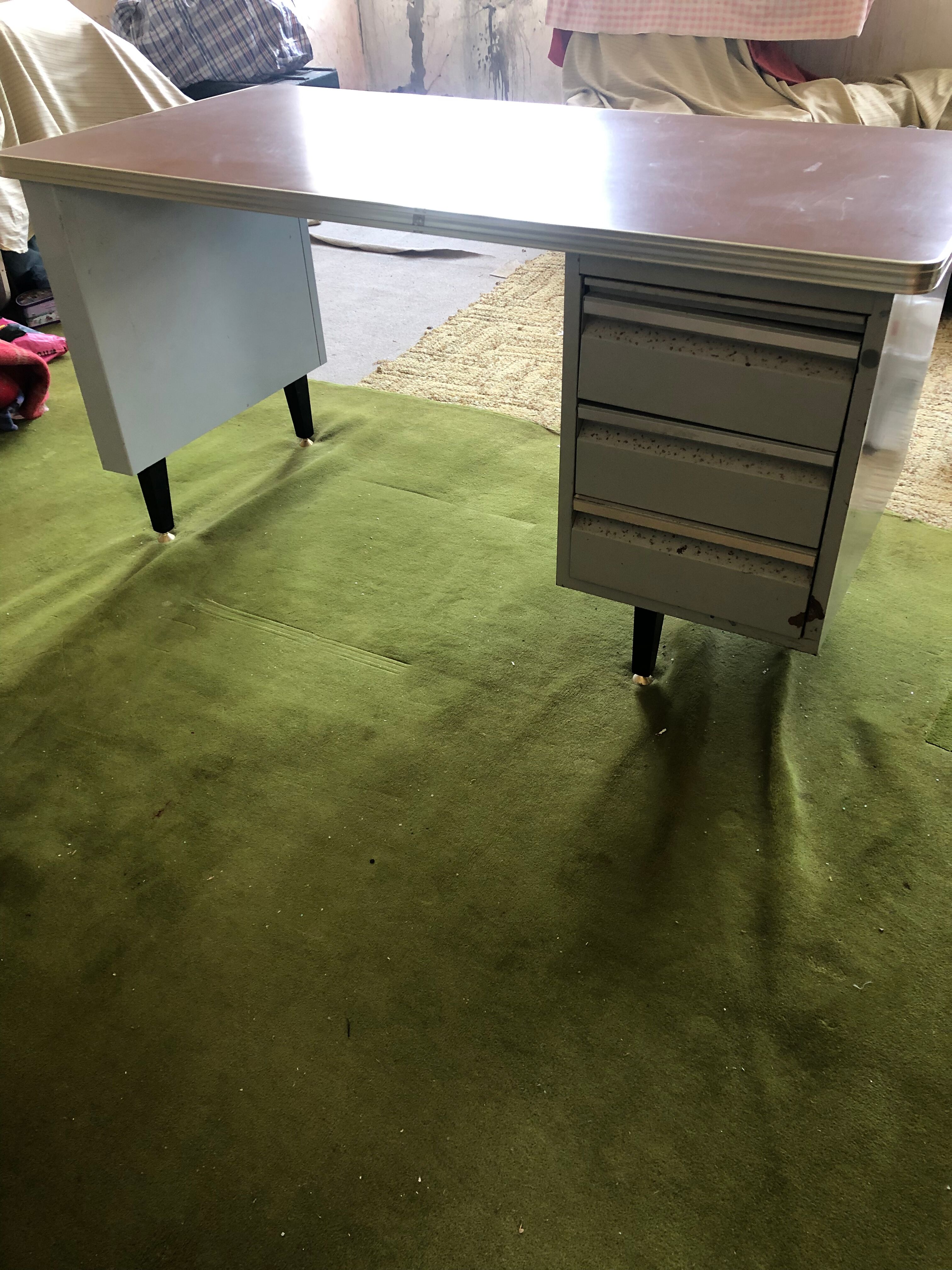 Vintage ATAL metal office with return