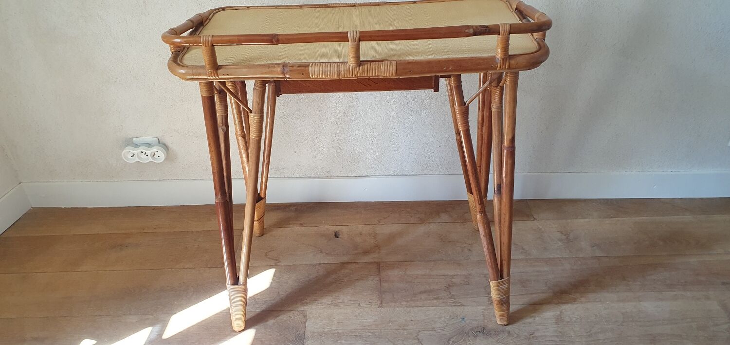 Bureau en rotin