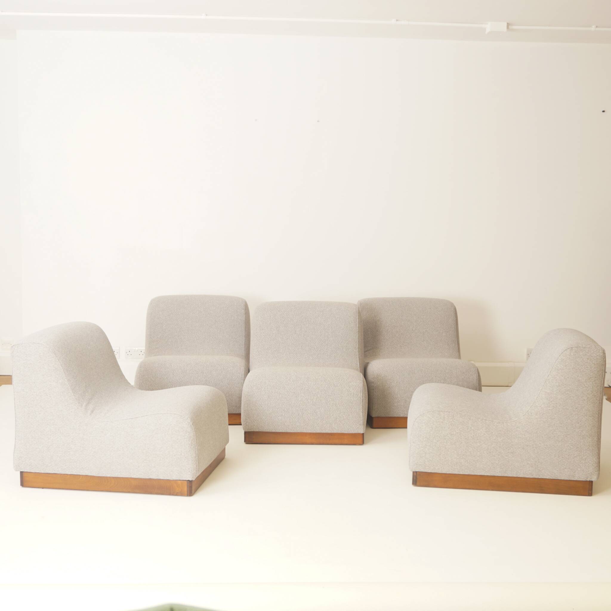Set of Five Modular reupholstered sofa, 1970