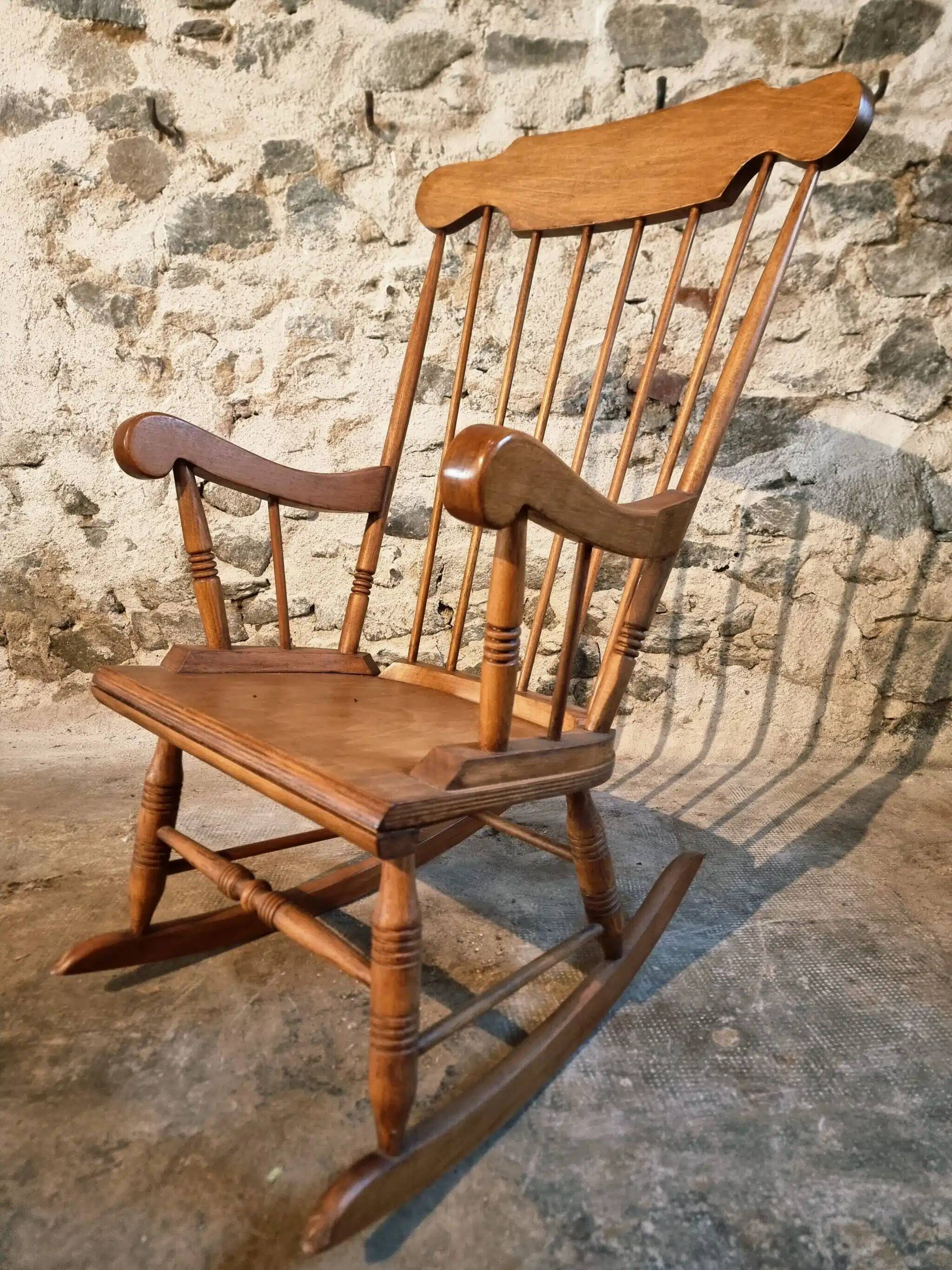 Vintage French Beech Rocking Chair – Mid-20th Century Windsor Style
