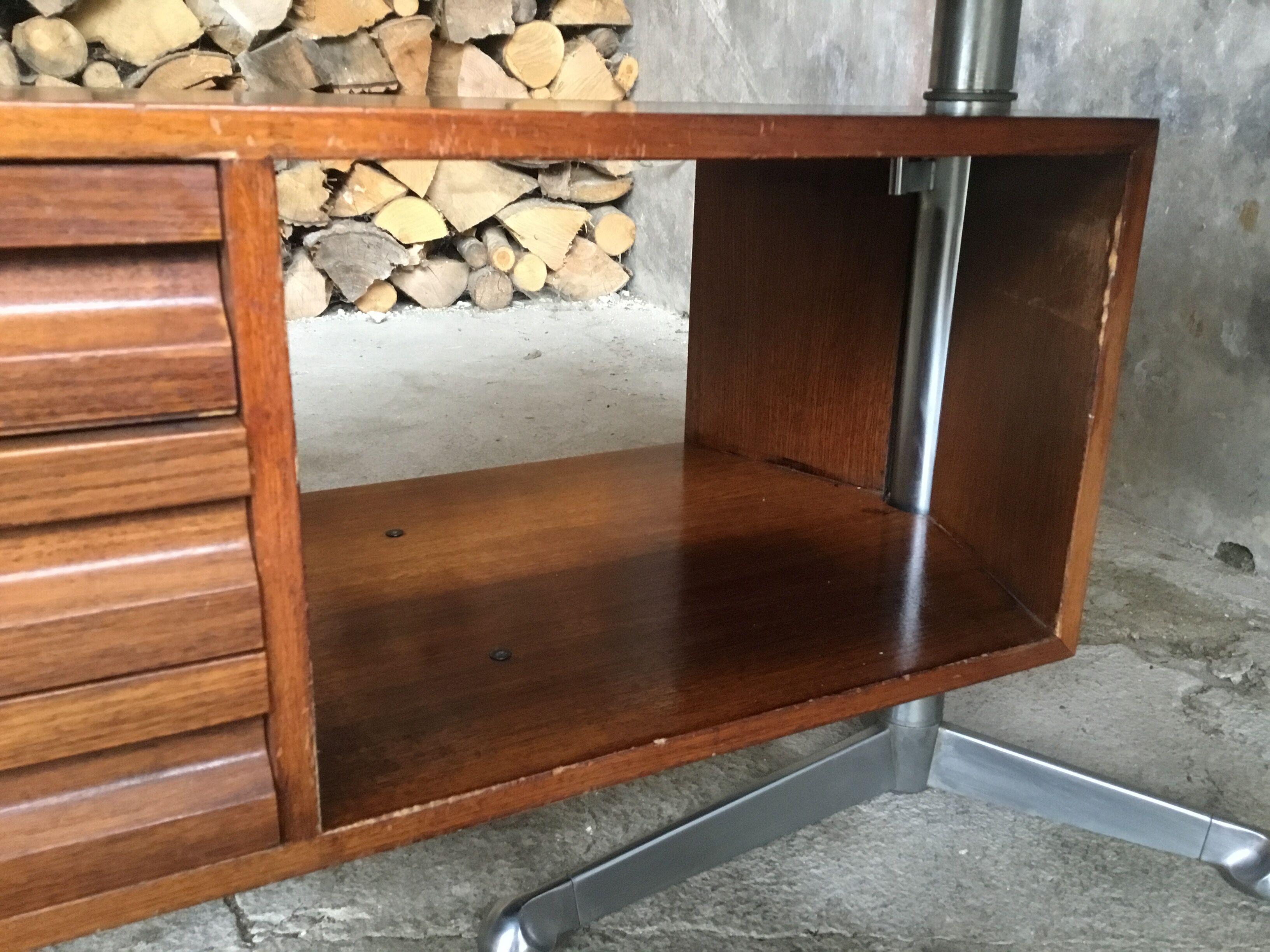 Boomerang desk by Osvaldo Borsani for Tecno, Italy 1950