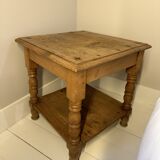 Table de chevet en bois