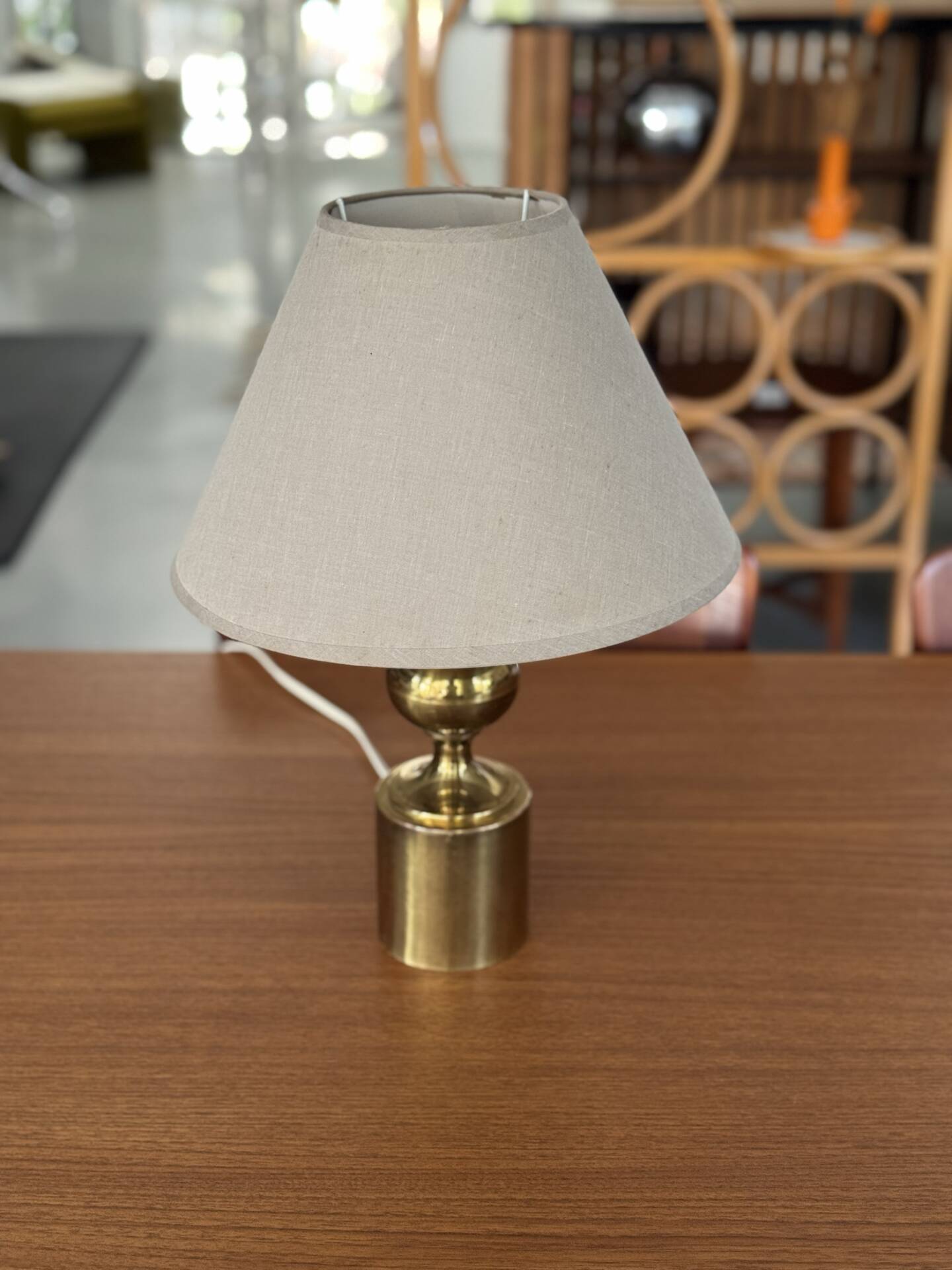 Lampe à poser en laiton
