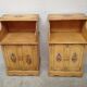 Paire de meubles vintage en bois décor floral