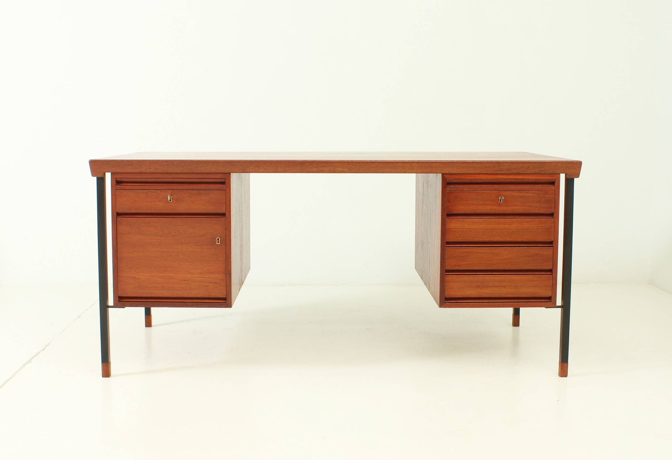 Teak desk by Peter Hvidt and Orla Mølgaard for Søborg, Denmark