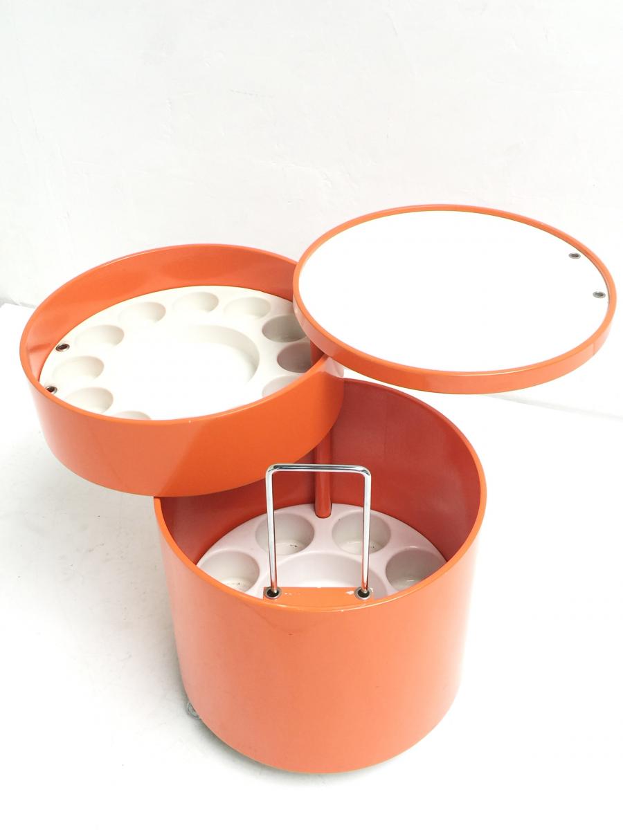 Lasko Studio International bar cart, 1970 s