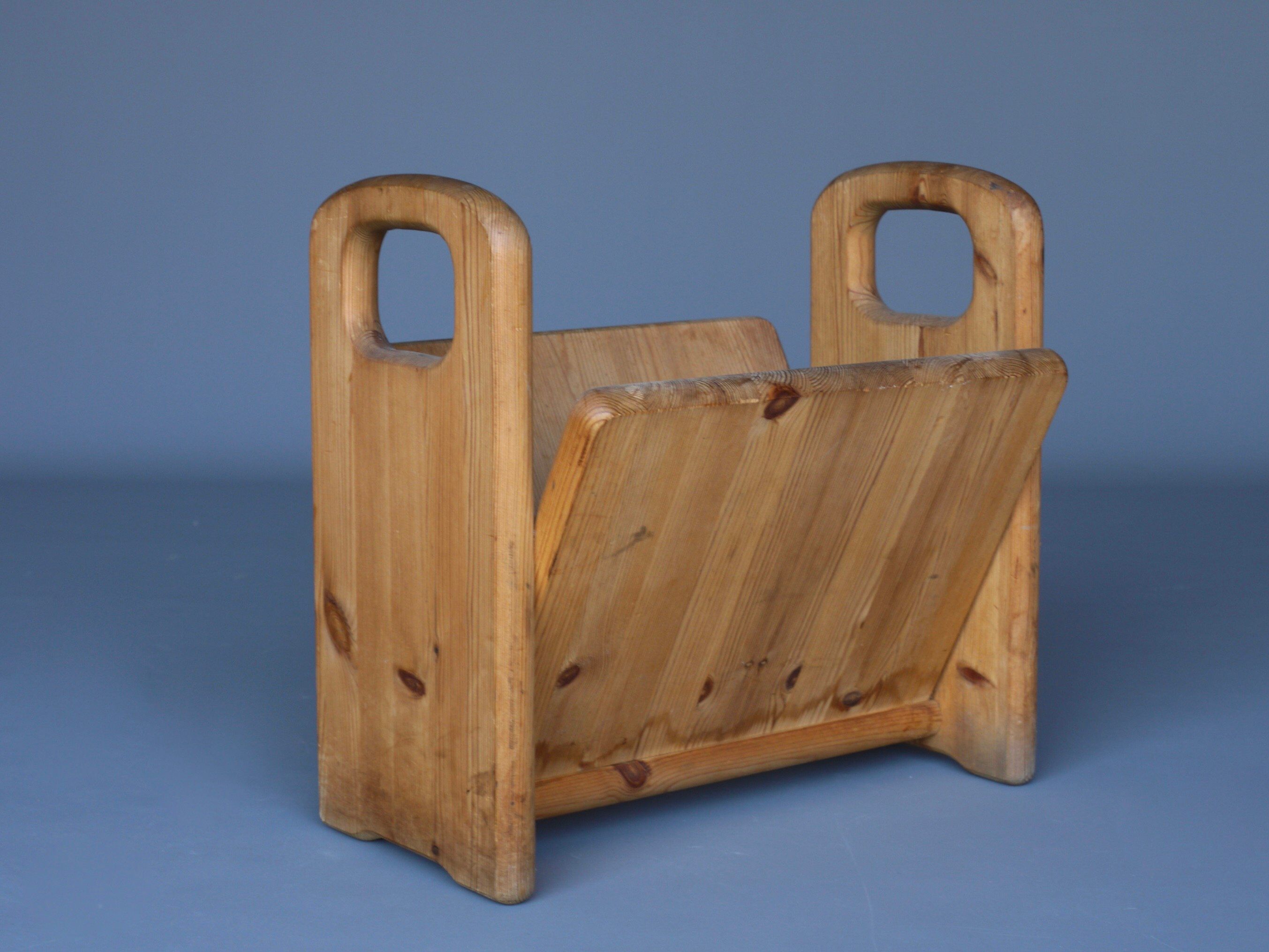 Vintage pine magazine stand, 1970s