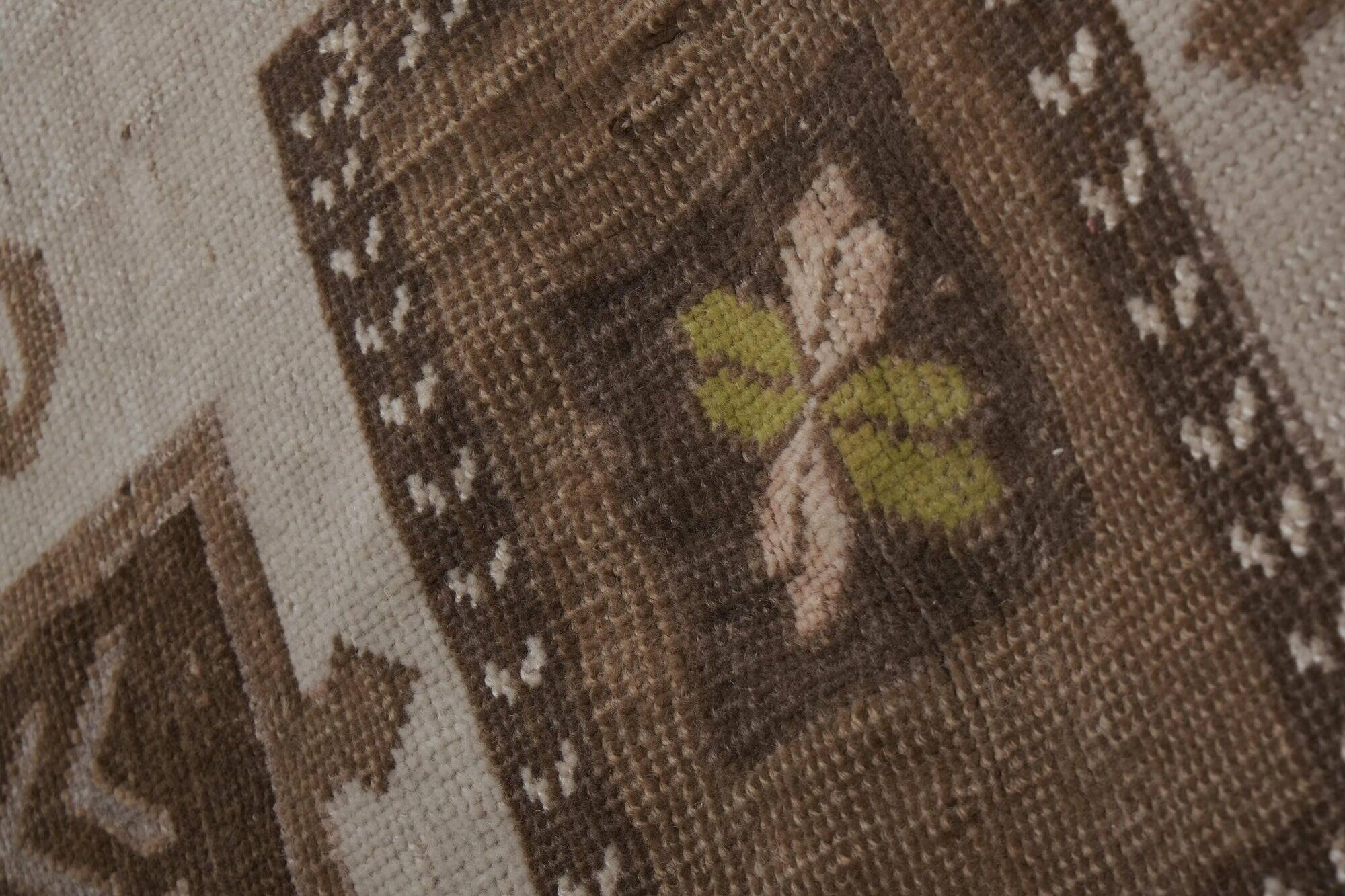 Vintage Turkish handmade rug 179x305 cm