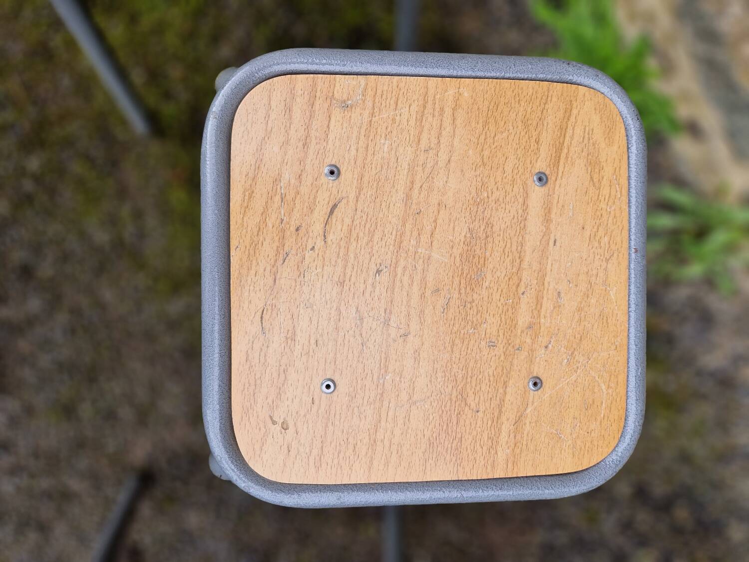 4 wooden and metal stools