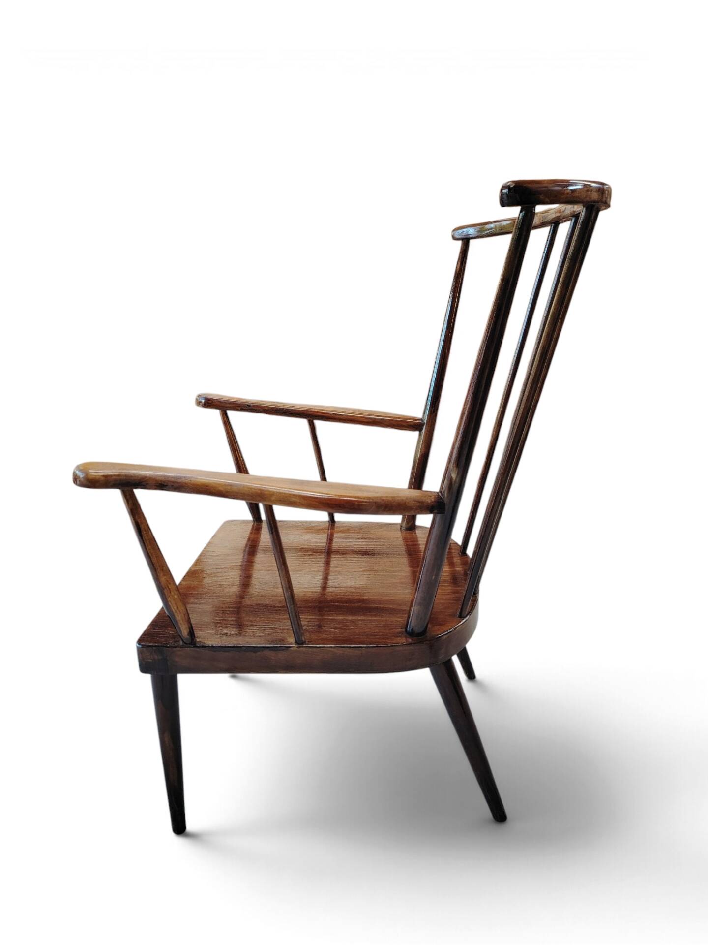 Fauteuil à haut dossier en éventail Baumann années 60