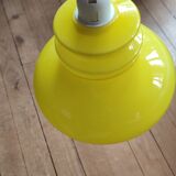 Suspension opaline