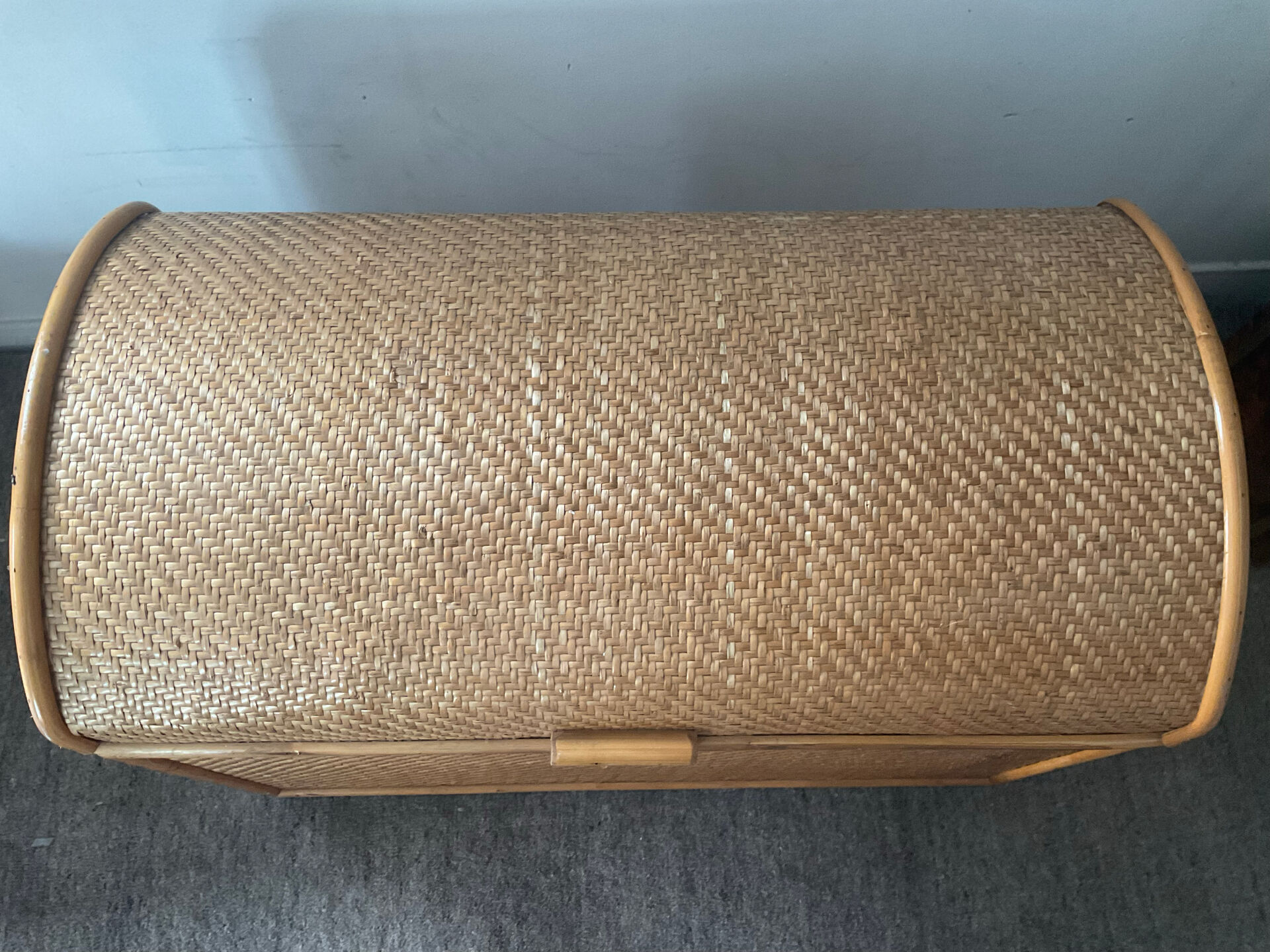Rattan and wood trunk/box from the 70s-80s.