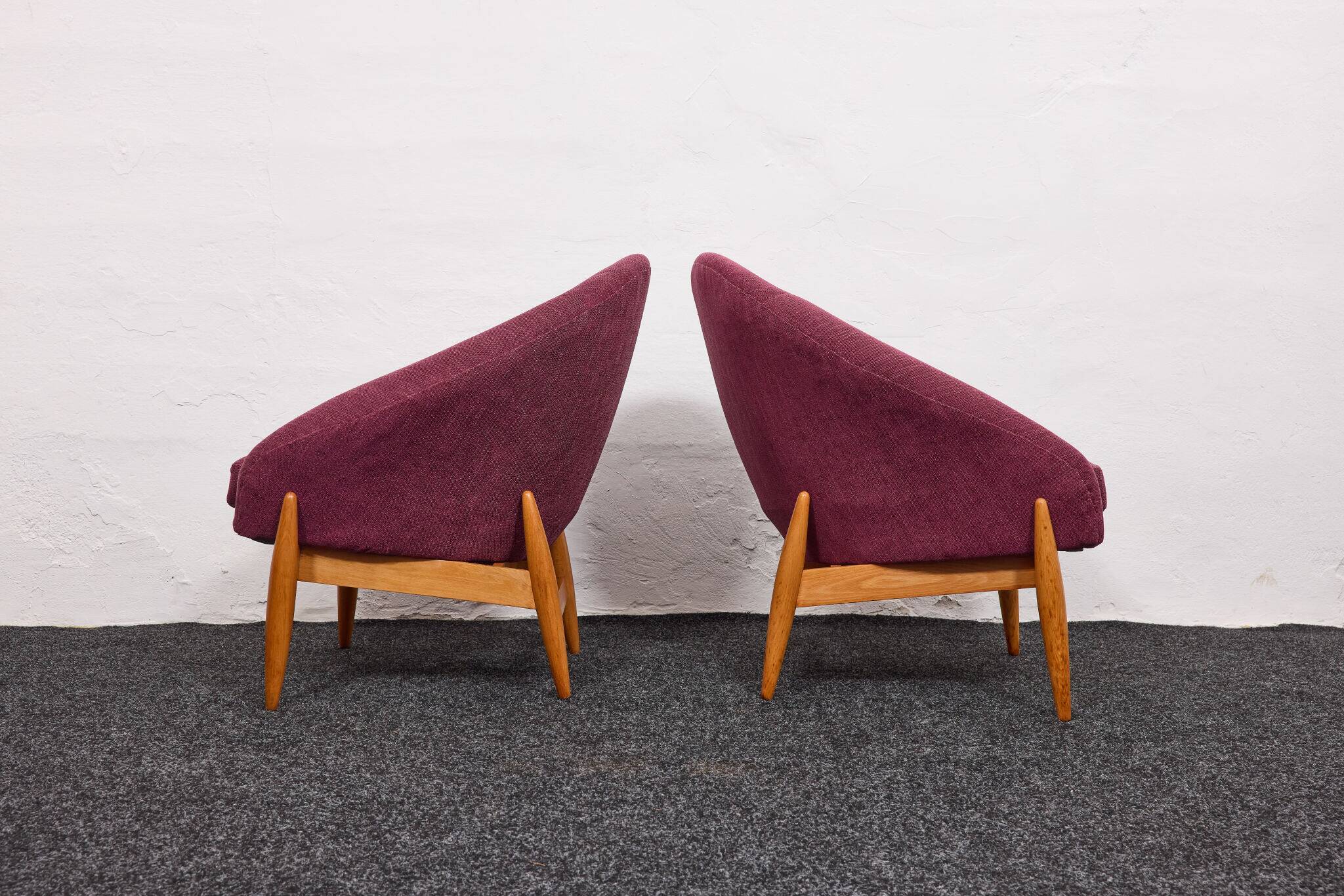 Lounge Chairs in Hand-Stitched Jacquard Upholstery by Sándor Palócz, 1968