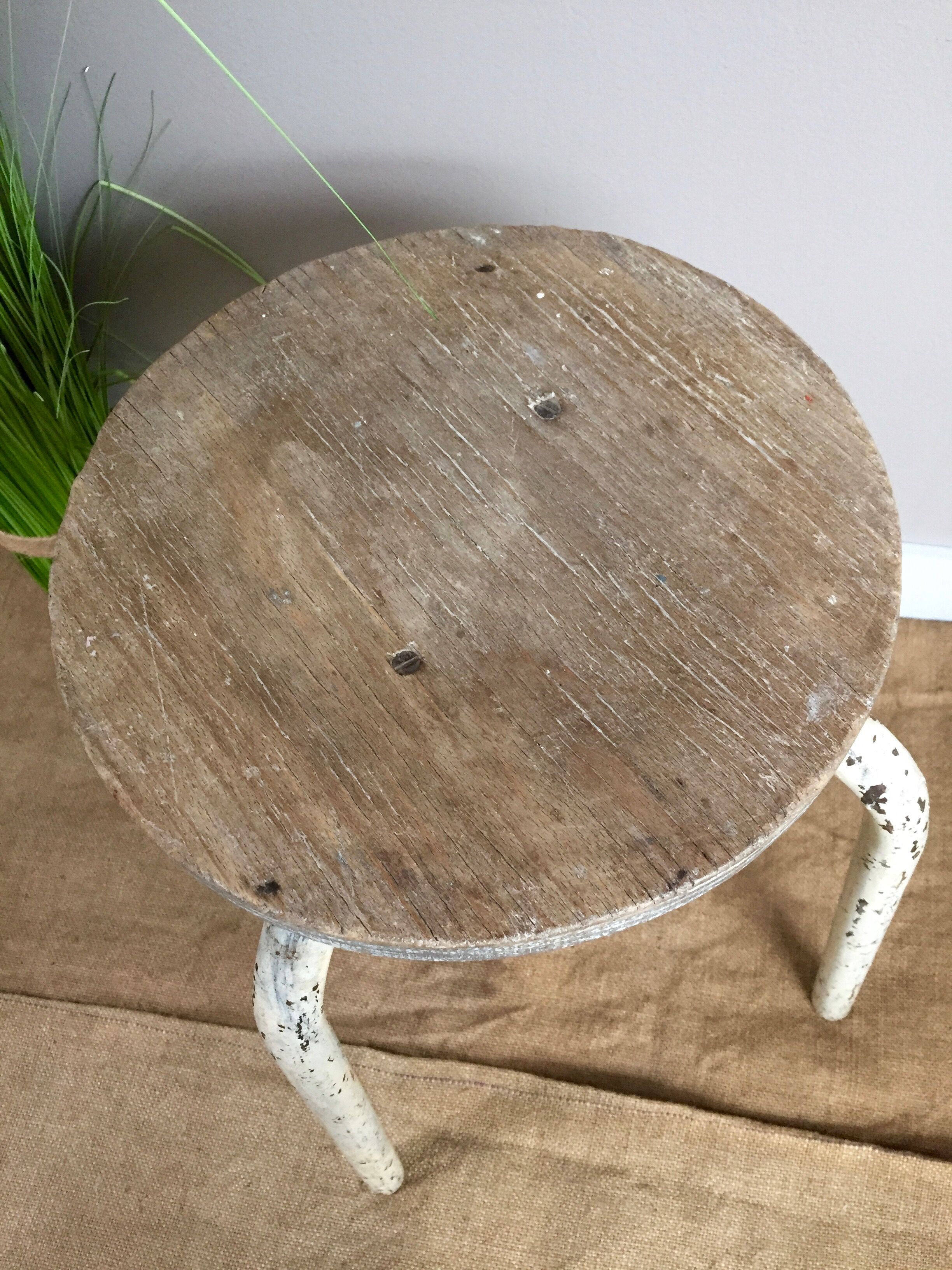 Stool trend Wabi Sabi