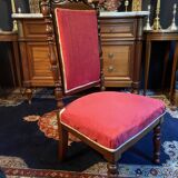 Chaise chauffeuse à haut dossier en acajou sculpté XIXe Napoléon III
