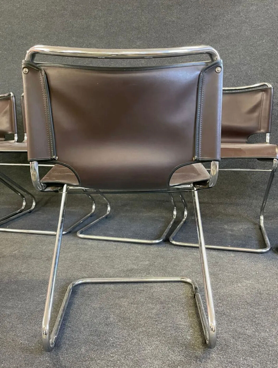 Suite of 8 chairs Pascal Mourgue model Biscia