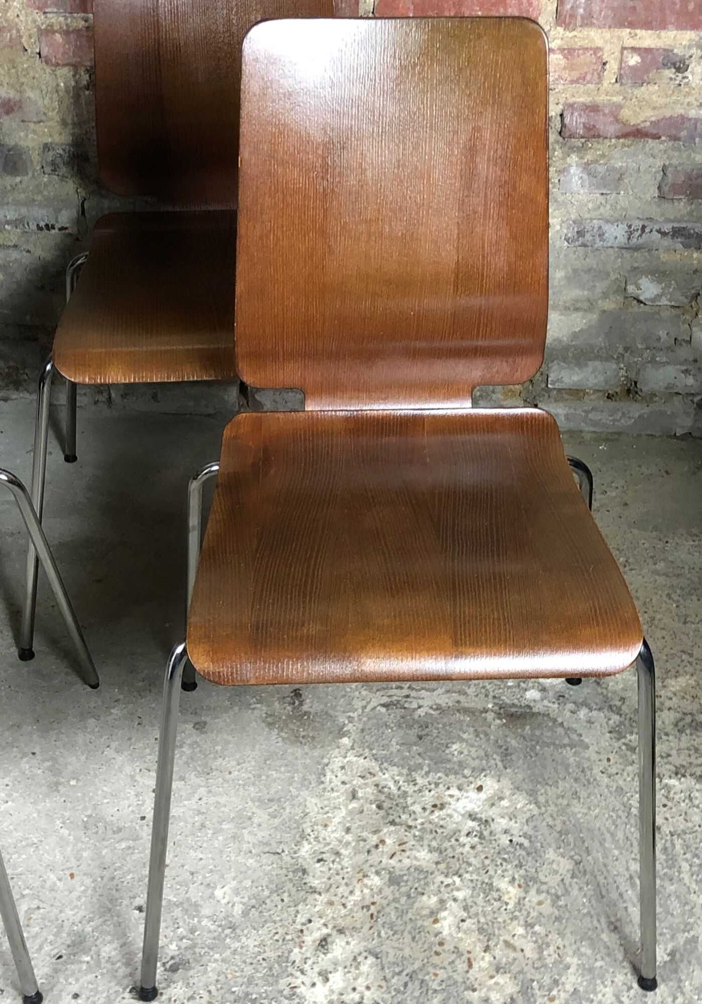 Vintage Scandinavian chairs (series of 4) in thermoformed wood 1970