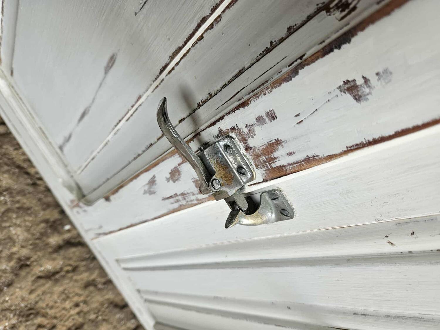 Tradesman's furniture / Parisian sideboard