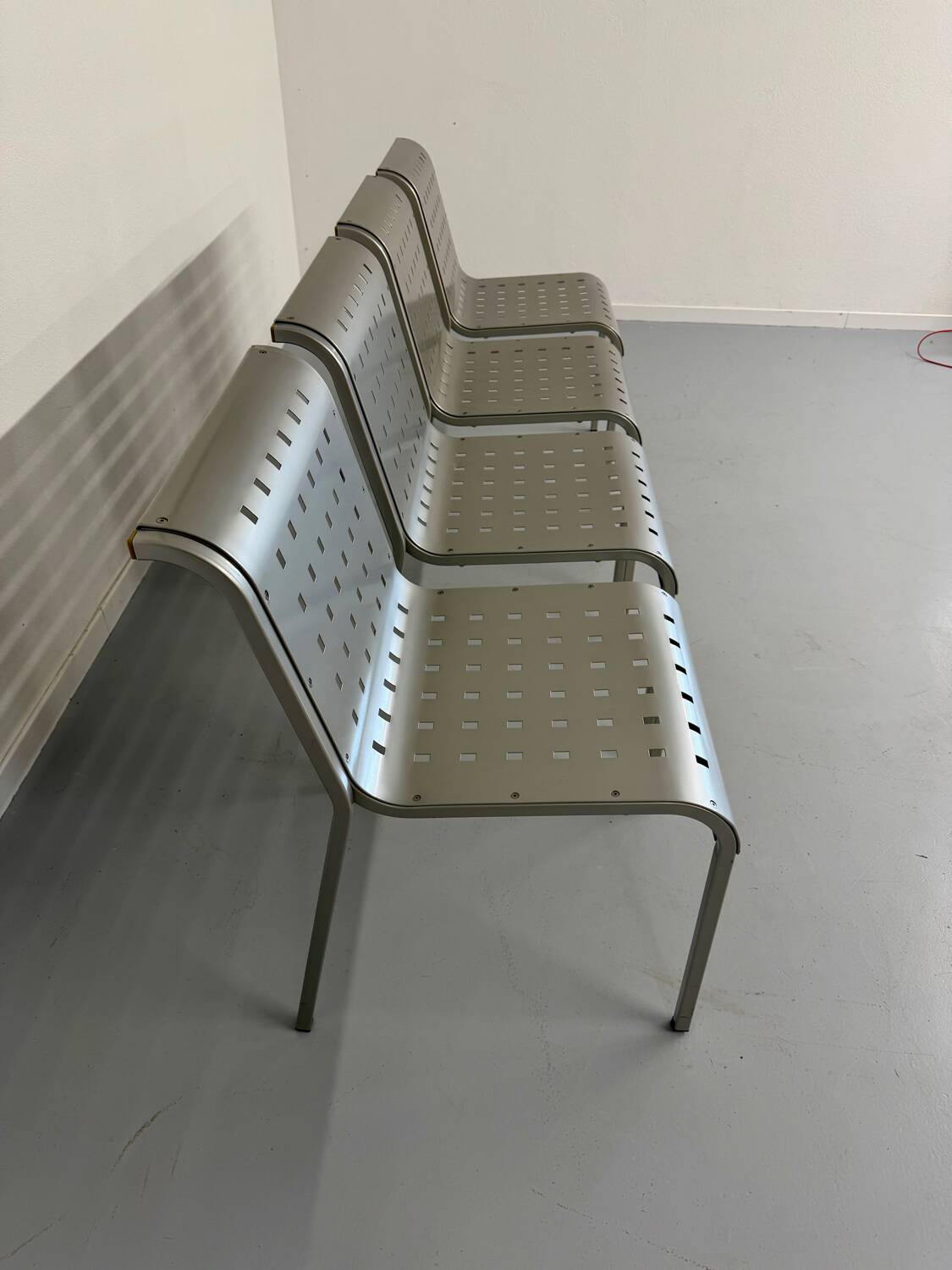 4 Italian design aluminum chairs from the 90s Calligaris Italy