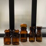 Lot of amber jars