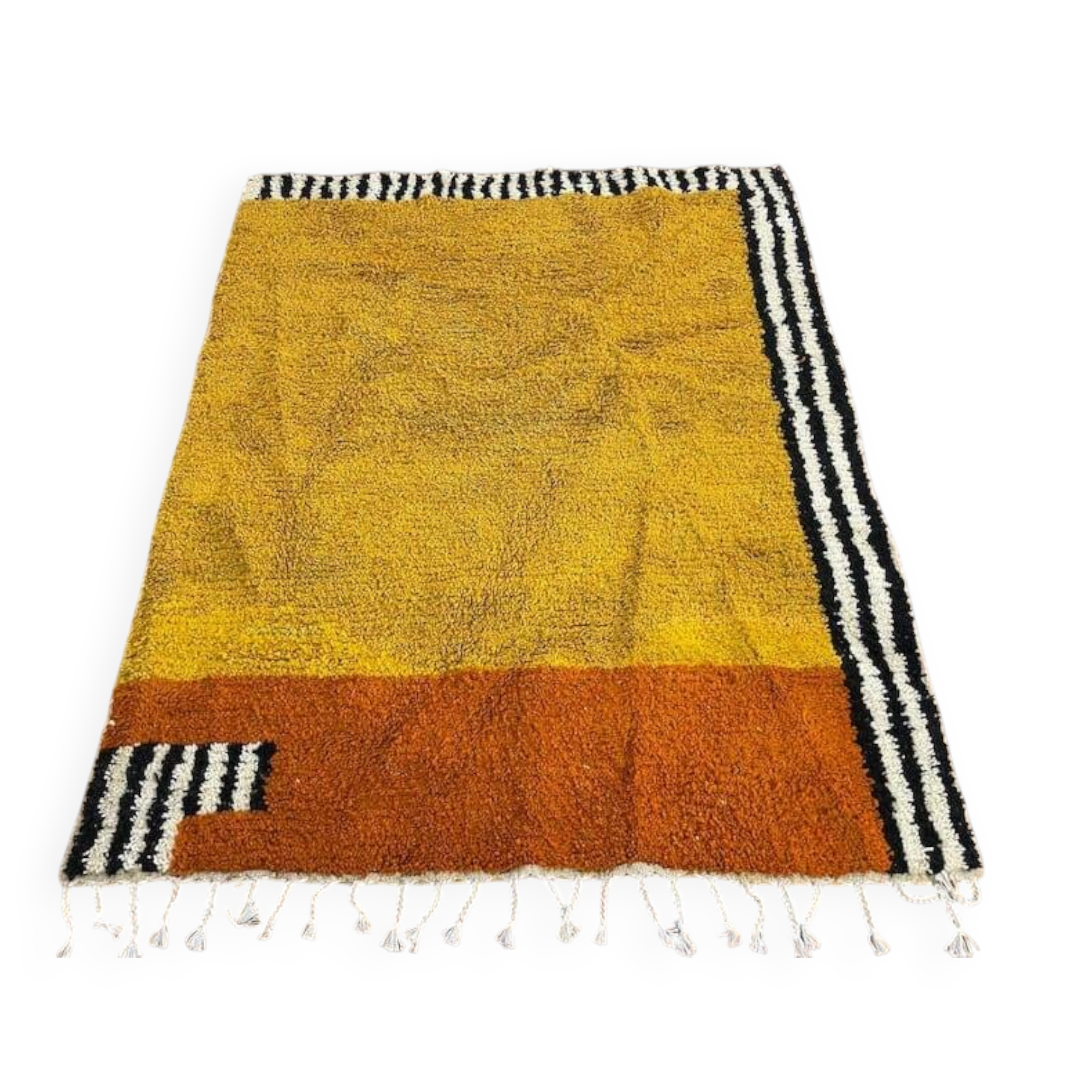 Traditional coloured Beni Ourain Berber rug, size 140 x 260 cm.