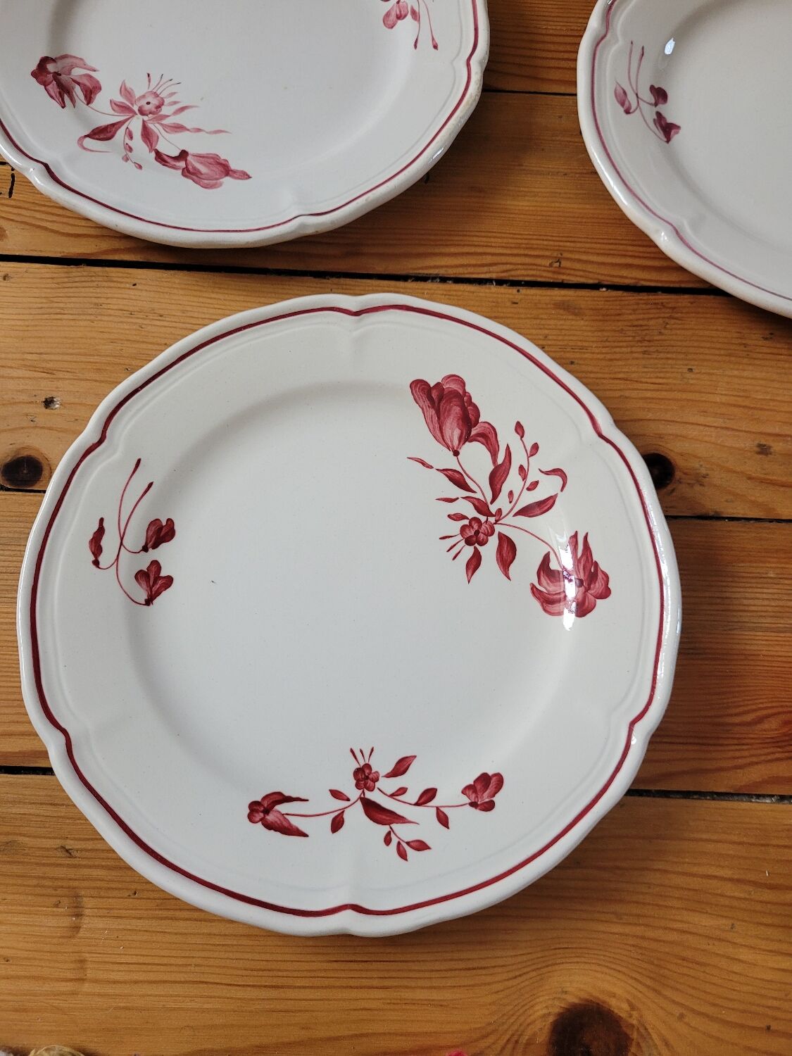 Lot de 4 assiettes à dessert MBFA Décoré main