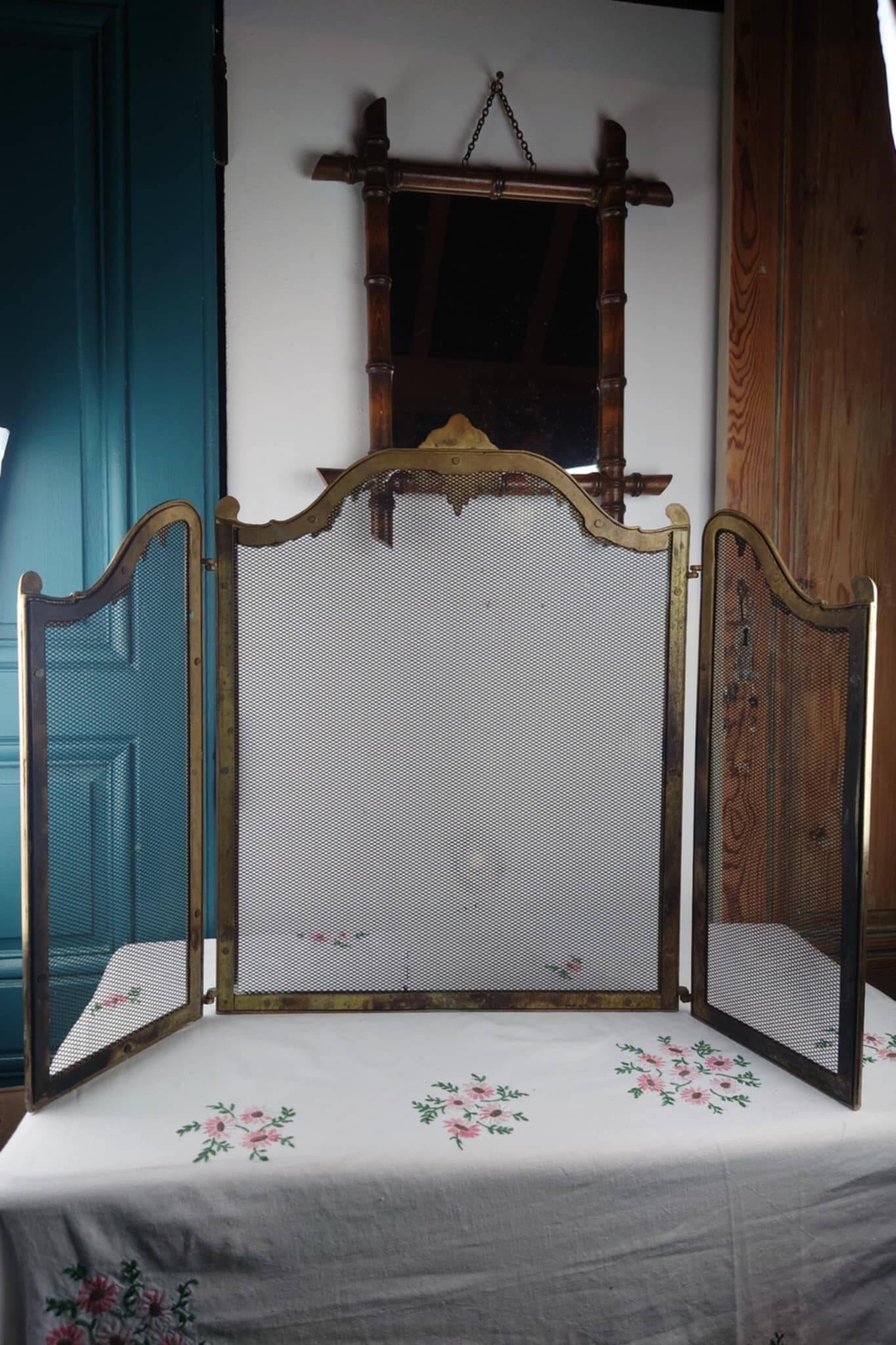 Antique Brass Fire Screen, Louis XV Style, L 83 cm / H 55 cm