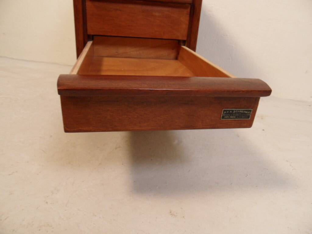 Classeur vintage des années 1950