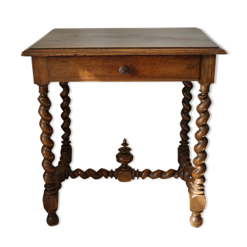 Table d'appoint, console style Louis XIII en noyer