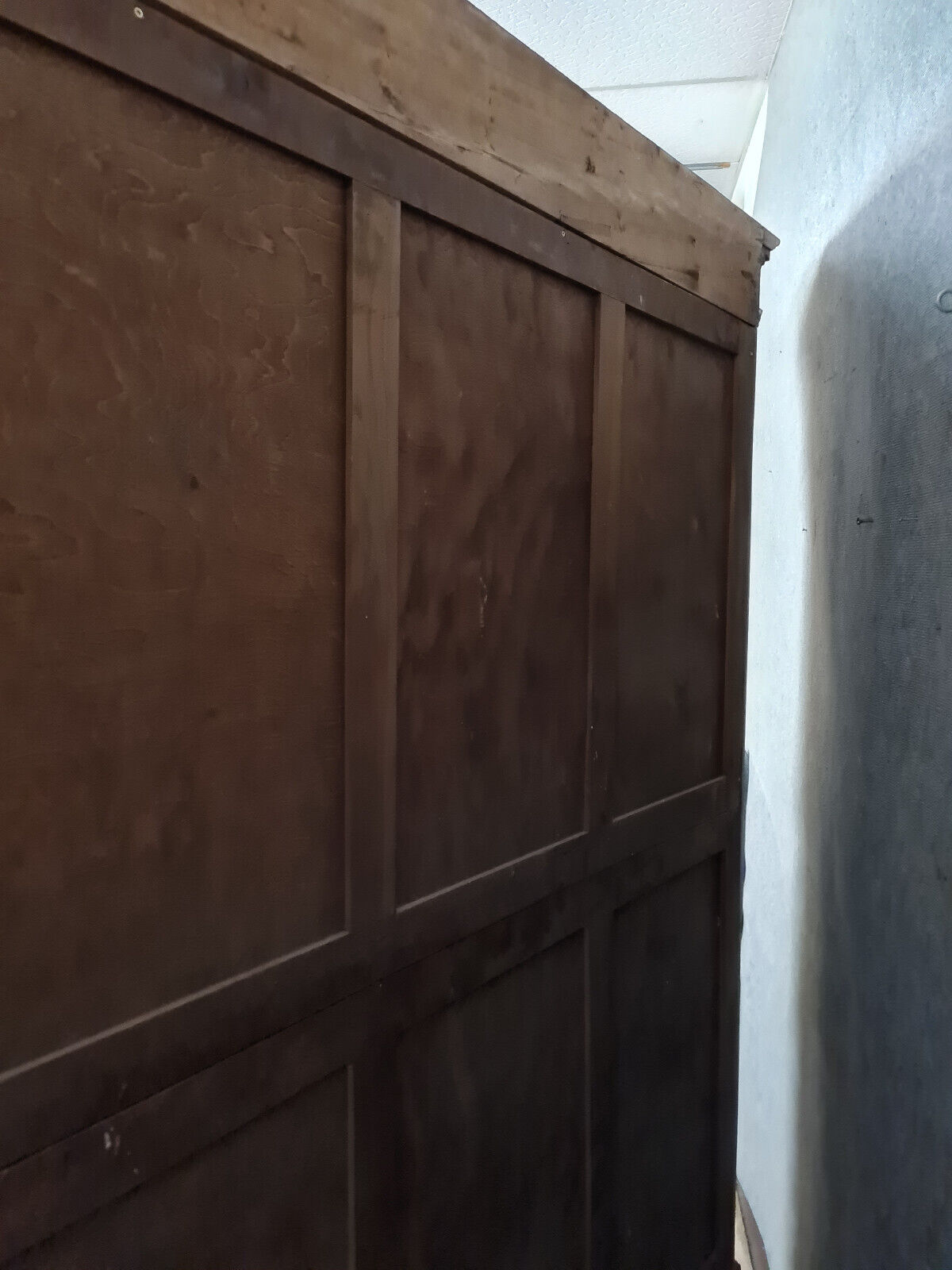 Renaissance style wardrobe in solid walnut circa 1850-1880