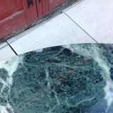 Round coffee table in green marble and chrome / vintage base 60s-70s