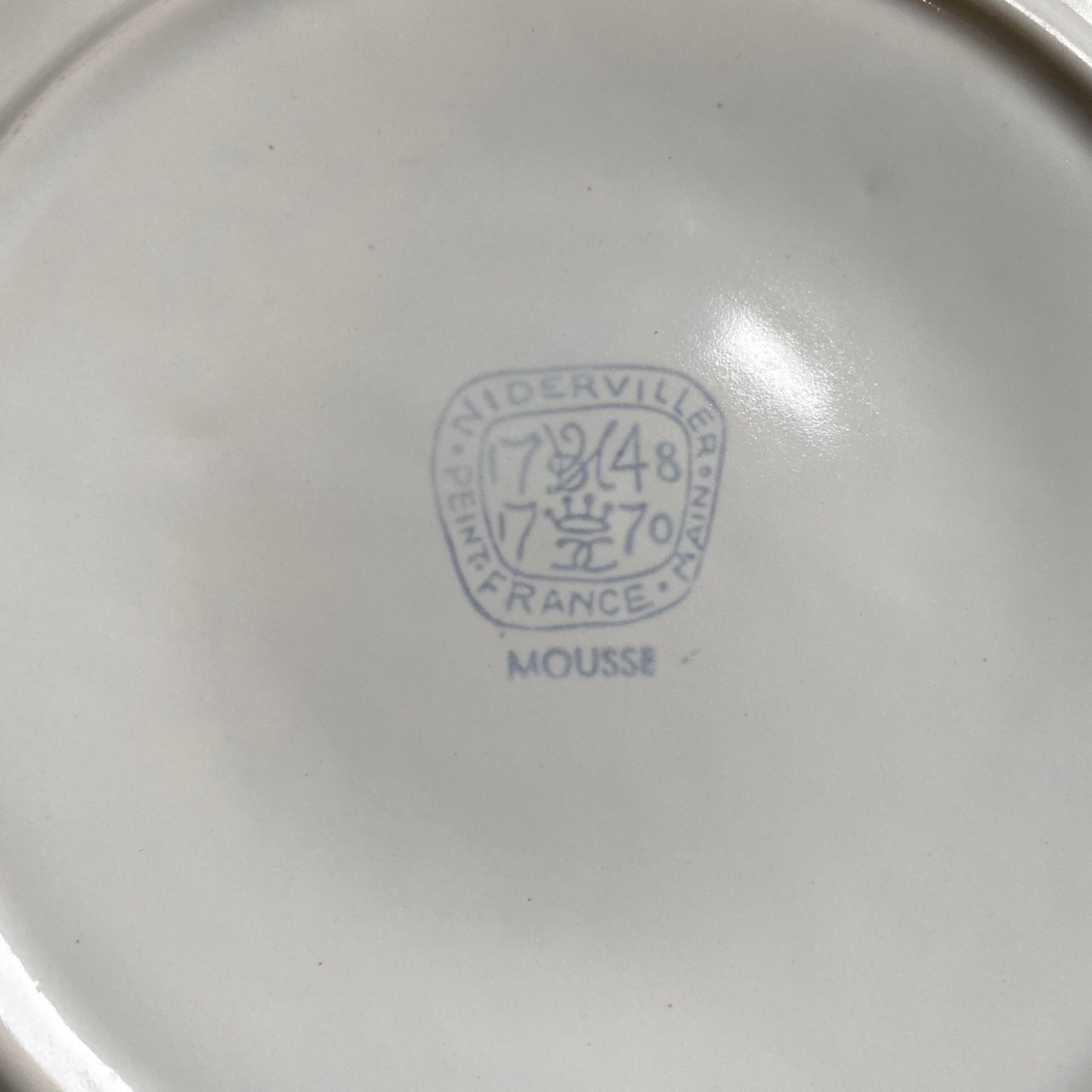 Niderviller oyster plates x12