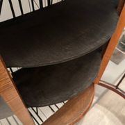 Vintage curved display case in wood and glass – Art Deco style / 1940s