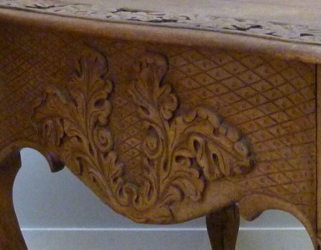 Beautiful sculpted table