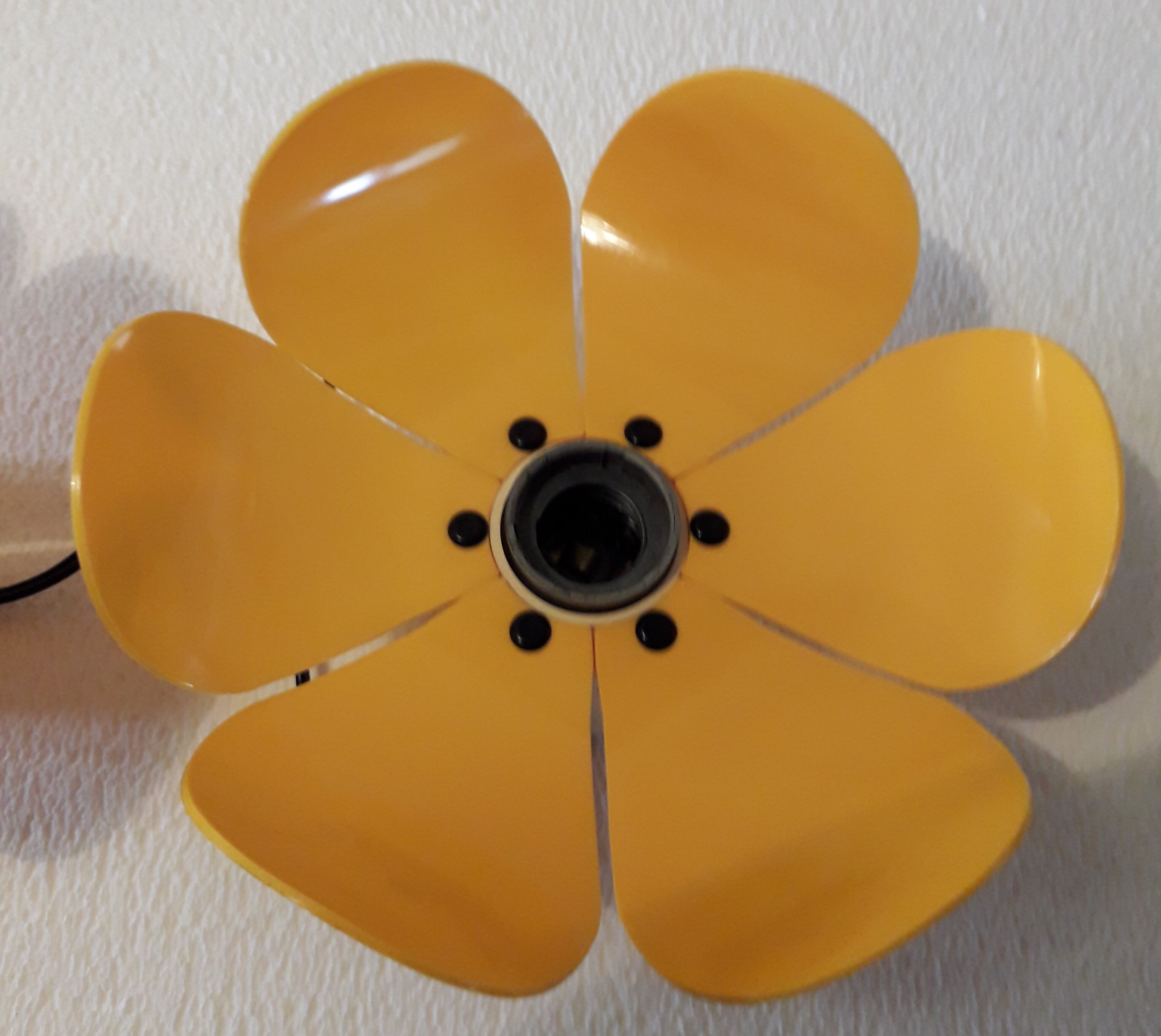 Duo of orange flower wall lamps 70