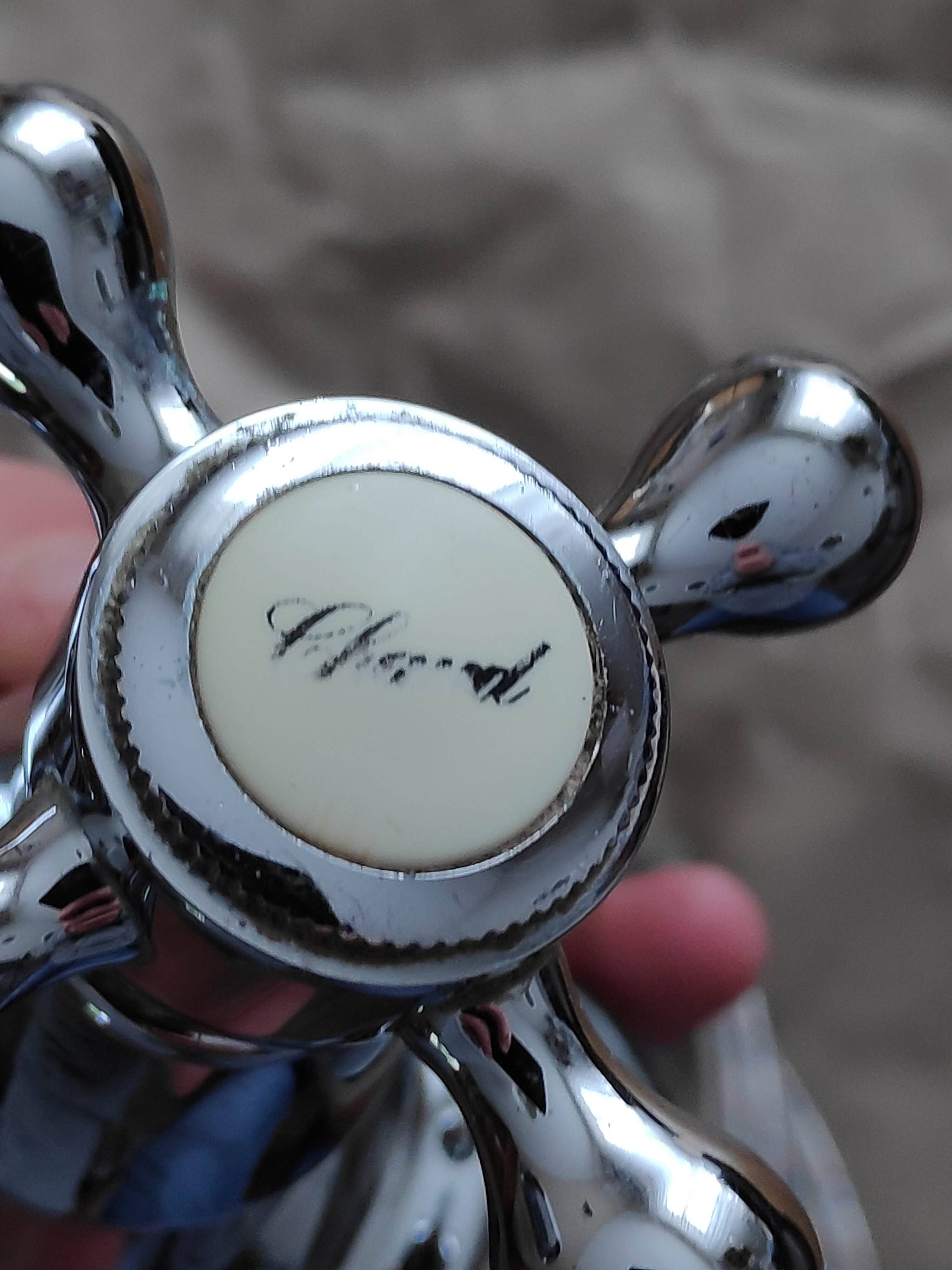 Old mixer tap + flexible hoses