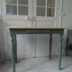 Table, bureau Piètement vert fumé, plateau bois.