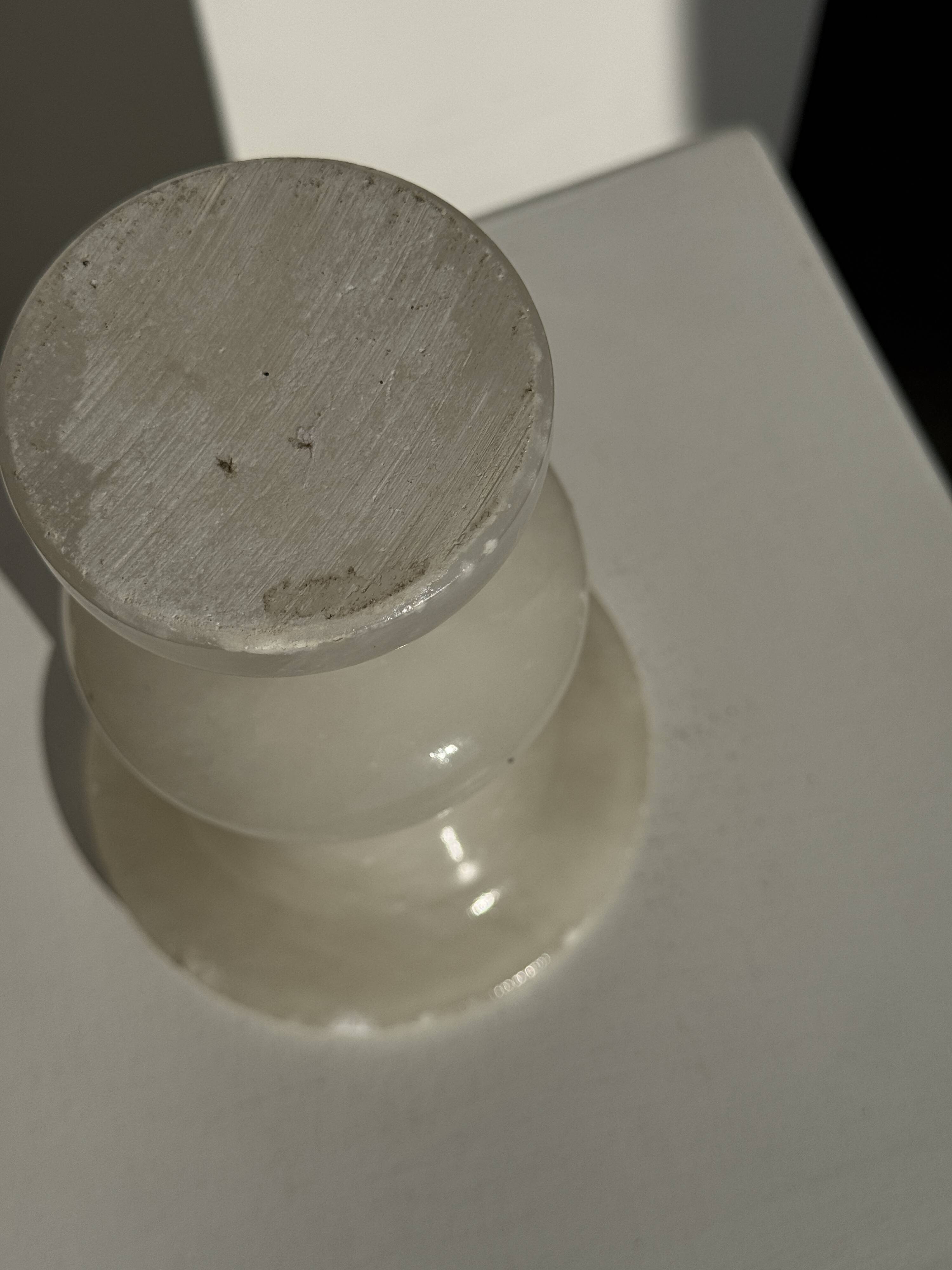 Small Médicis vase in alabaster H15.5 D11