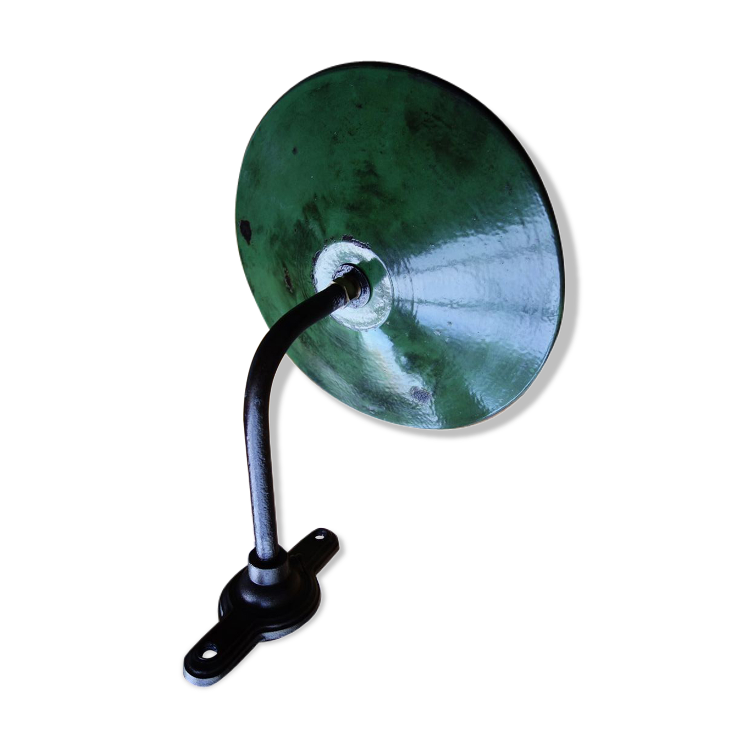 Applique industrial 1900 on gallows