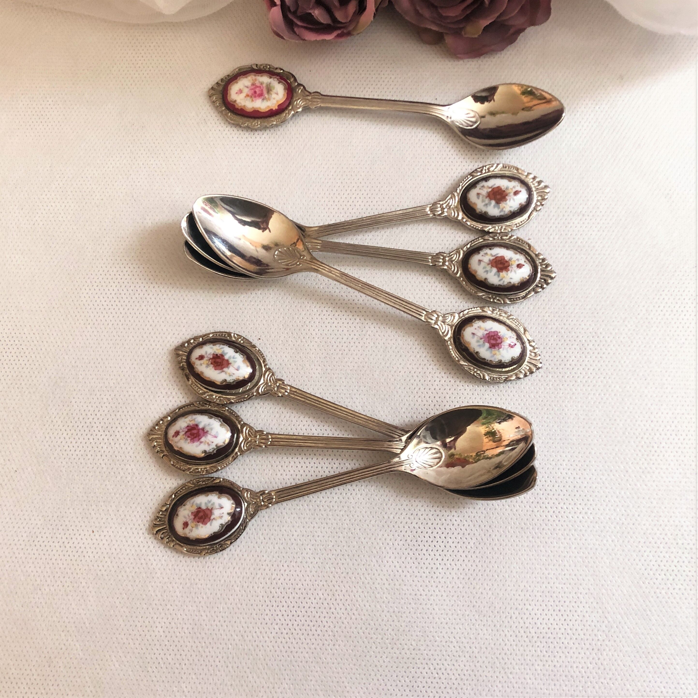 Set of 7 small dessert spoon or coffee with porcelain cabochon