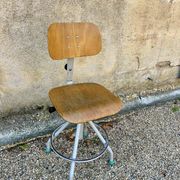 Chaise d’atelier vintage