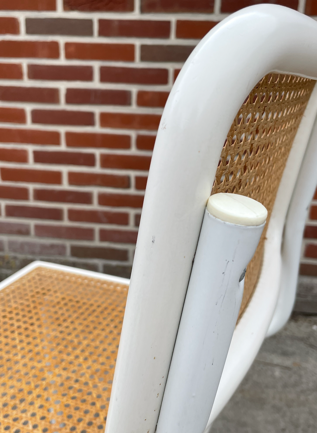 Set of 4 Cesca b32 model chairs in white by Marcel Breuer