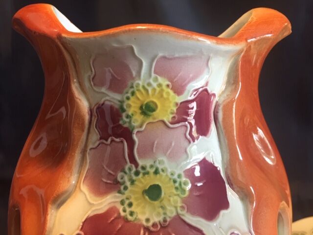 Lot vases and a garden dabbling 1900