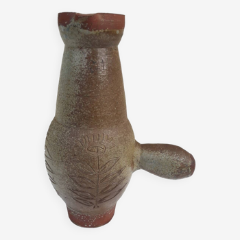 Stoneware pouring pitcher