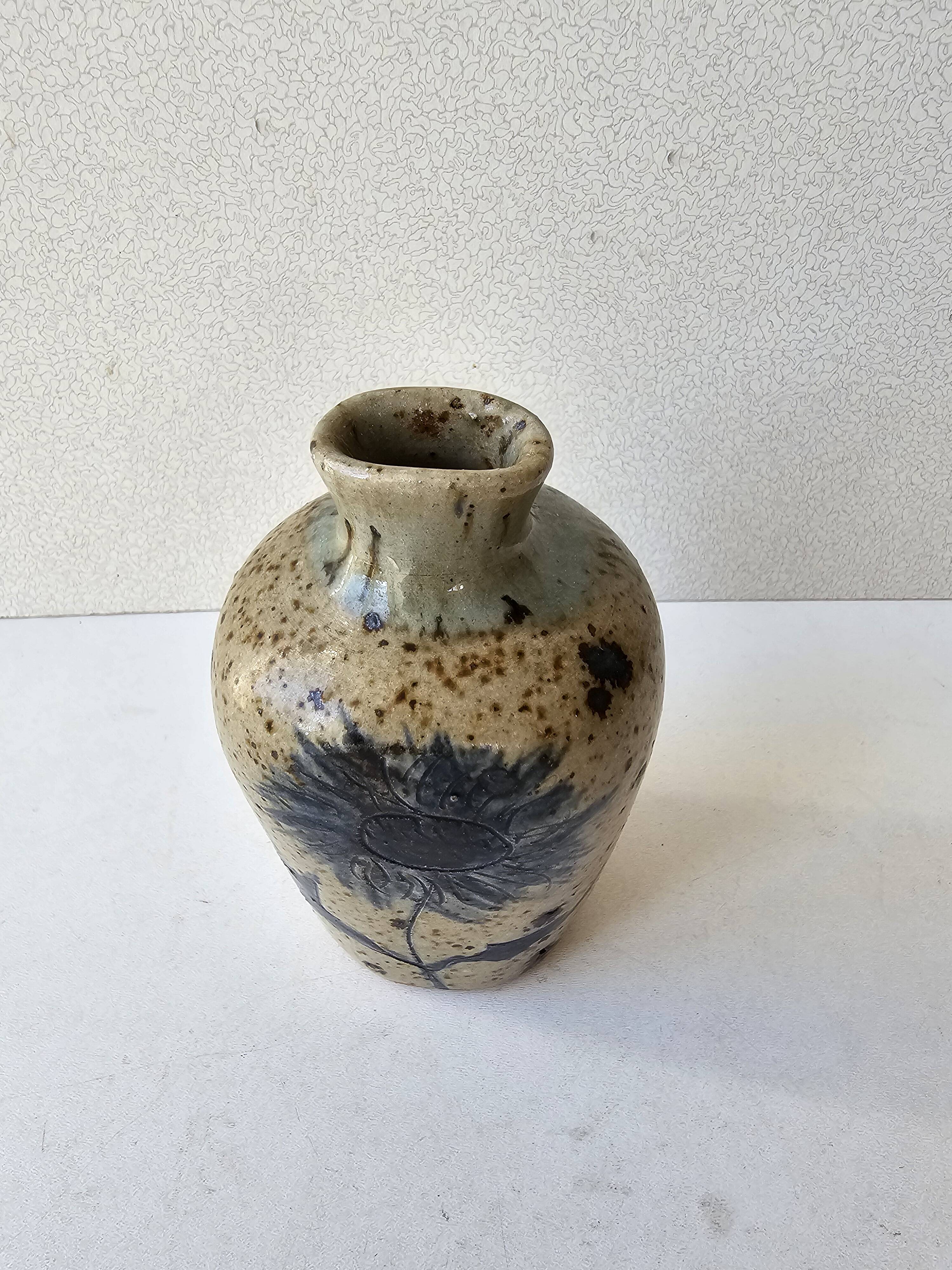 Vase with floral motif in enamelled ceramic - signed Suzanne Dauliach