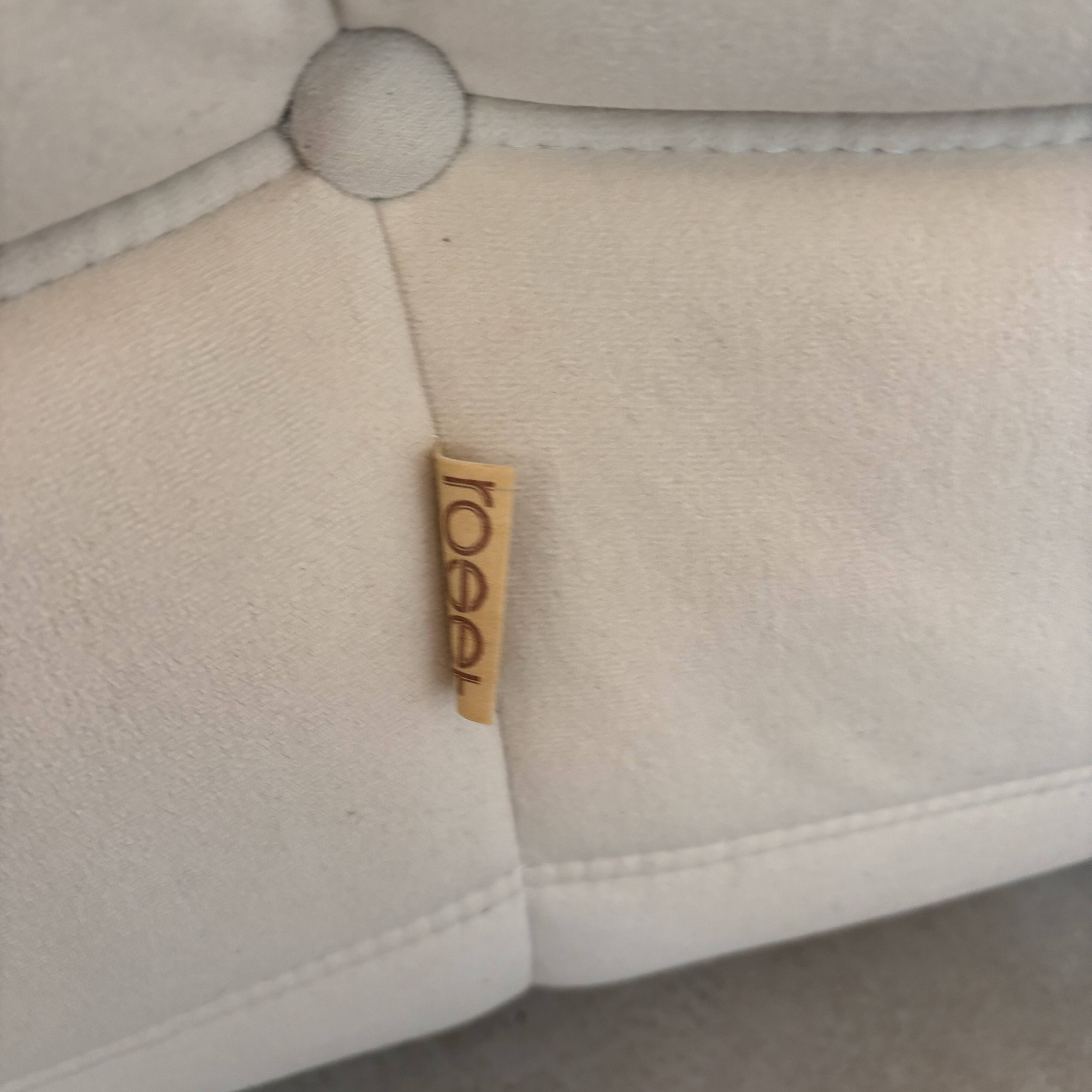 Canapé moyen togo par Michaële Ducaroy pour ligne Roset