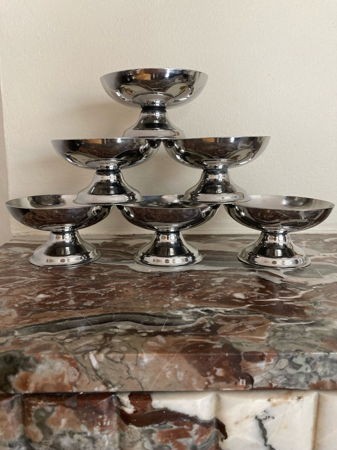 6 stainless steel ice cream bowls