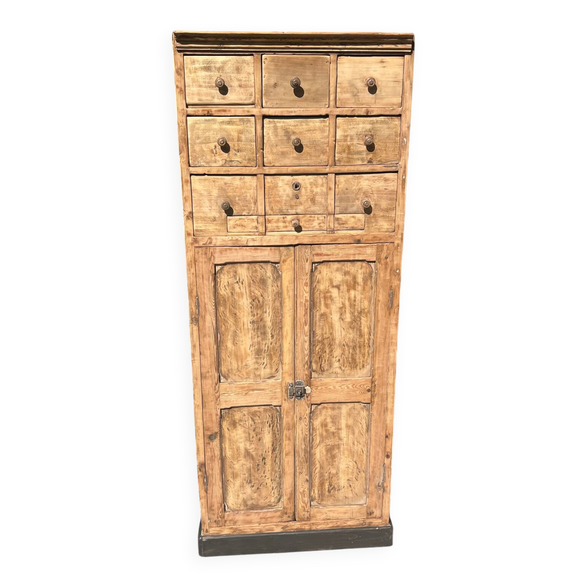 Beautiful piece of furniture with 8 drawers/2 doors in raw wood.