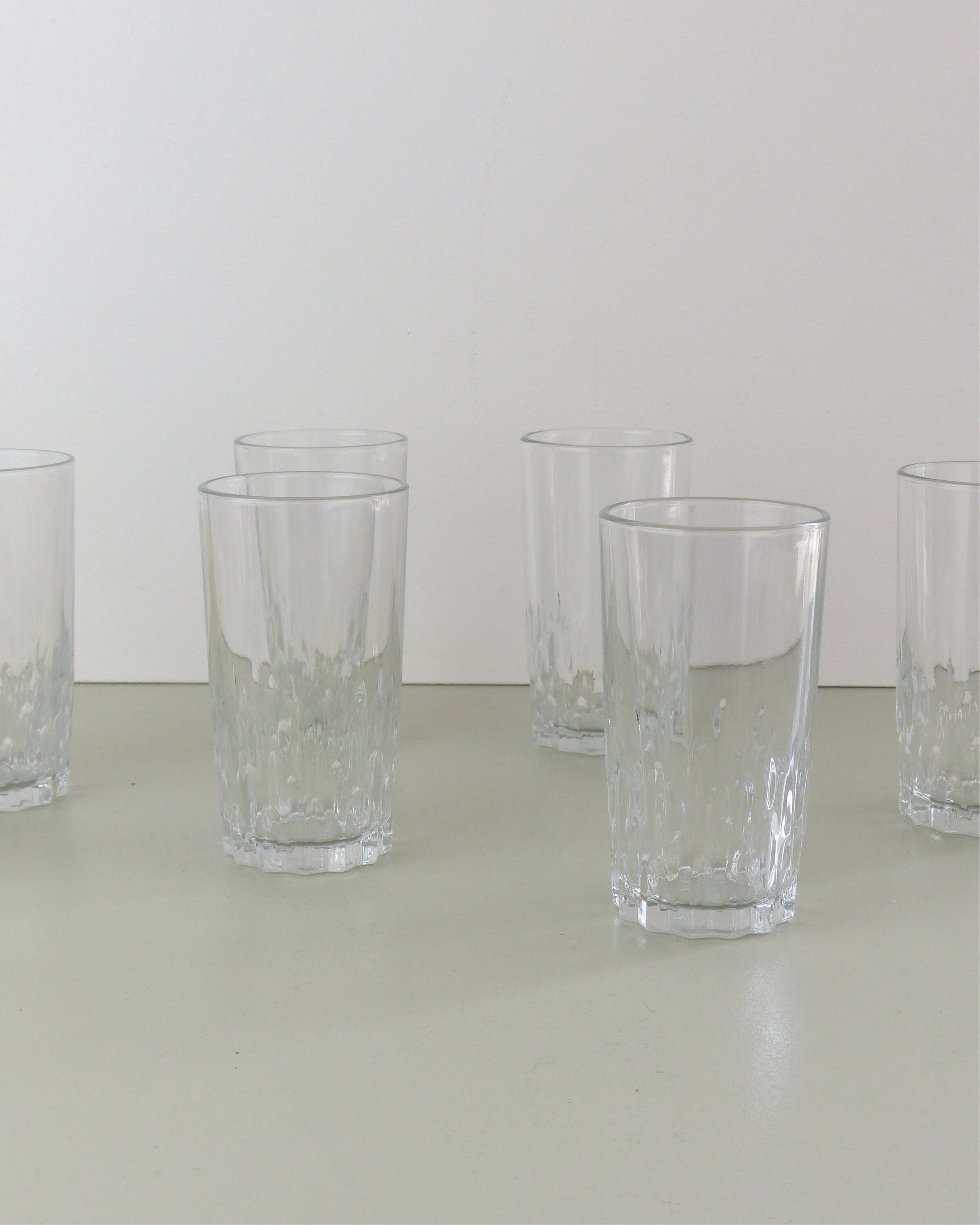 Set of 8 transparent glass water glasses