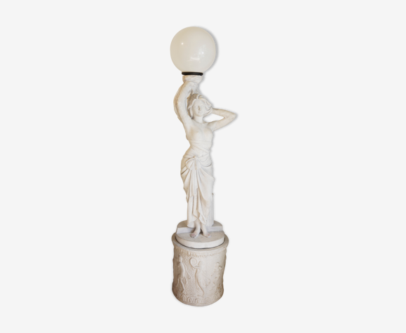 Lampadaire jardin Femme Nymphe sur socle Italie